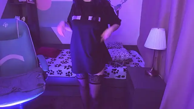 Emily tender online show from February 2026 05:52:01 AM