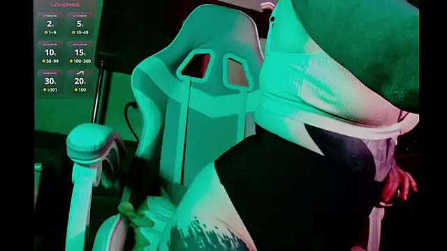 Snapshot of Gloomy_Suemi chatting on April 2026 03:28:02 PM Gloomy Suemi online show from April 2026 03:28:02 PM