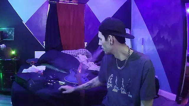 FADEDSADBOY online show from January 2026 08:41:01 AM