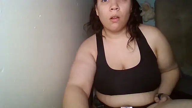 bellakay19 online show from January 2026 05:48:01 PM