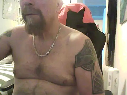 loudandproud online show from July 2026 06:00:02 AM