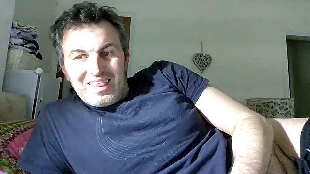 Hakfin666 online show from May 2026 10:37:01 PM