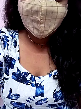 Snapshot of Ammu14399 chatting on February 2026 07:09:02 AM Ammu14399 online show from February 2026 07:09:02 AM