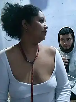 Isabel and Heckler online show from January 2026 09:46:02 AM