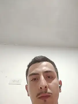 usuario2236  online show from May 2026 11:14:02 PM