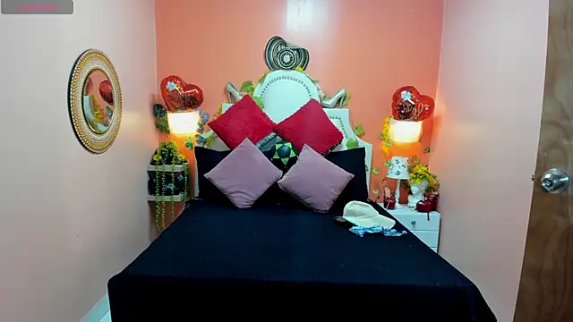 Snapshot of Dalila_Najjar_ chatting on June 2026 02:23:01 PM Dalila Najjar online show from June 2026 02:23:01 PM