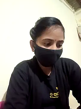 Rennu0082 online show from January 2026 03:58:01 PM