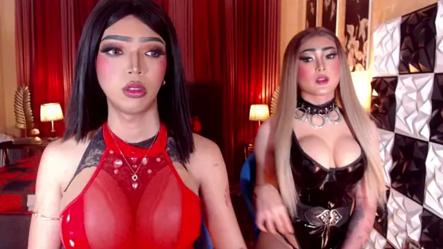 Snapshot of SeductiveJilianTS chatting on February 2026 05:19:02 PM SeductiveJilianTS online show from February 2026 05:19:02 PM