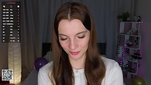 Snapshot of LaveraMeling chatting on January 2026 04:27:01 AM LaveraMeling online show from January 2026 04:27:01 AM