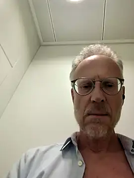 Snapshot of lupodick2 chatting on January 2026 09:46:02 AM lupodick2 online show from January 2026 09:46:02 AM