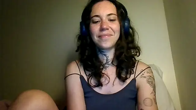 Dirty Pink online show from March 2026 09:54:02 PM