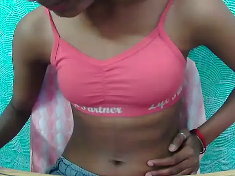 Snapshot of KiaraDoll002 chatting on March 2026 05:44:01 AM KiaraDoll002 online show from March 2026 05:44:01 AM