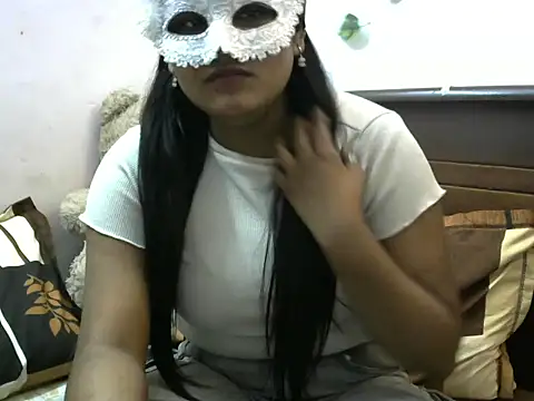 Snapshot of KiaraDoll002 chatting on March 2026 05:06:01 PM KiaraDoll002 online show from March 2026 05:06:01 PM