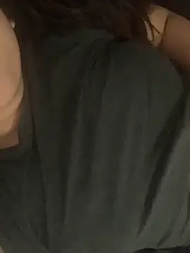 Snapshot of Scarlettebelle chatting on March 2026 03:58:01 PM Scarlettebelle online show from March 2026 03:58:01 PM