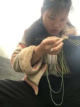 Minhkhue121 online show from February 2026 03:51:02 AM