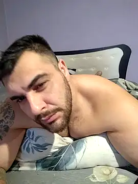 Snapshot of Attila98 chatting on February 2026 07:35:02 AM Attila98 online show from February 2026 07:35:02 AM