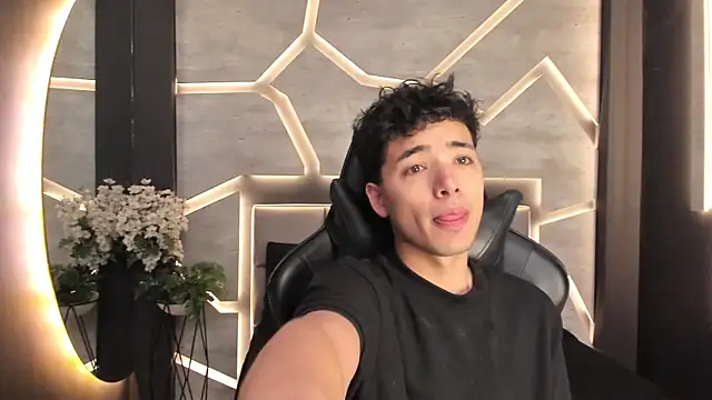 Snapshot of Matt_Wolf_ chatting on January 2026 11:24:02 AM Matt Wolf online show from January 2026 11:24:02 AM