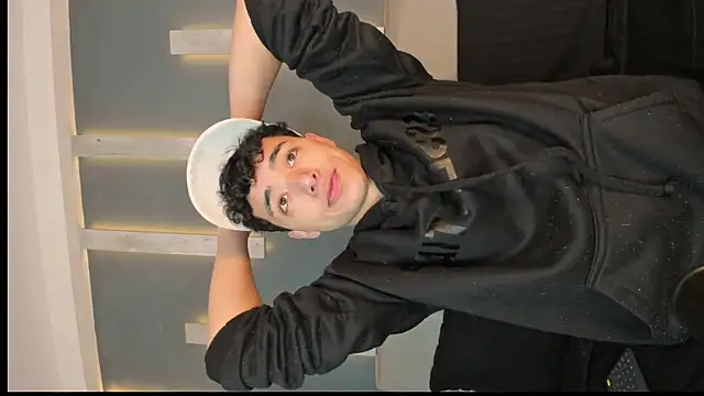 Snapshot of Matt_Wolf_ chatting on January 2026 11:26:02 AM Matt Wolf online show from January 2026 11:26:02 AM