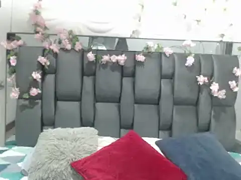 Snapshot of lindajohnson22 chatting on January 2026 05:02:02 AM lindajohnson22 online show from January 2026 05:02:02 AM