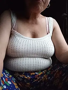 Snapshot of Agnes-baby chatting on June 2026 11:16:01 AM Agnes-baby online show from June 2026 11:16:01 AM