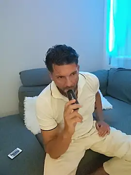 Angelo 33 online show from July 2026 08:46:01 PM