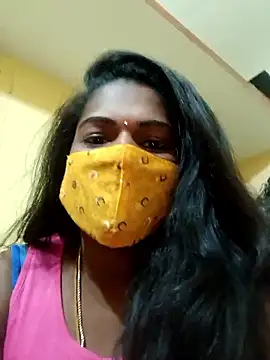 Milky Julia online show from January 2026 05:59:02 PM