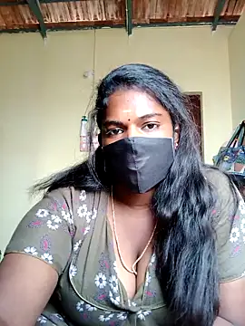 Milky Julia online show from February 2026 07:10:02 AM