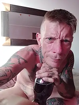 Der Schoene Penis online show from May 2026 05:55:02 PM