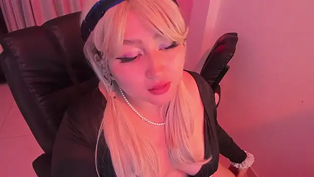 Sweet lenna online show from May 2026 07:45:02 PM
