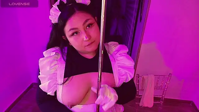 Snapshot of Sweet_lenna chatting on June 2026 10:45:01 PM Sweet lenna online show from June 2026 10:45:01 PM