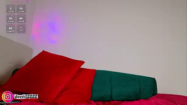 Devvil2222 online show from March 2026 07:40:01 PM