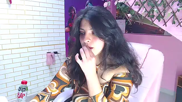 millybell303av online show from February 2026 07:28:01 PM