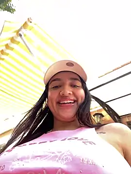 Snapshot of honey_kendalll chatting on March 2026 11:39:02 AM honey kendalll online show from March 2026 11:39:02 AM