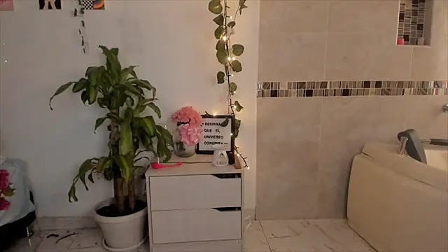 Pisces angel online show from April 2026 01:41:01 PM