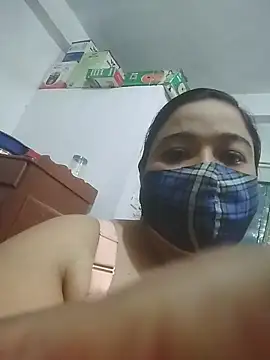 momo loves online show from April 2026 04:46:01 AM