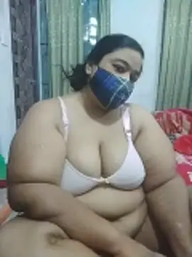 momo loves online show from April 2026 03:34:02 PM