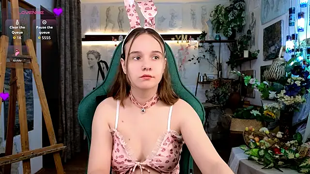 MelissaTravel online show from April 2026 04:41:01 PM