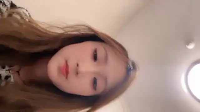 Snapshot of EX-CC chatting on January 2026 11:45:02 AM EX-CC online show from January 2026 11:45:02 AM