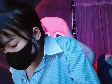 -Tamy- online show from March 2026 03:18:01 PM