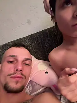 Snapshot of Evelin199 chatting on February 2026 12:59:02 AM Evelin199 online show from February 2026 12:59:02 AM