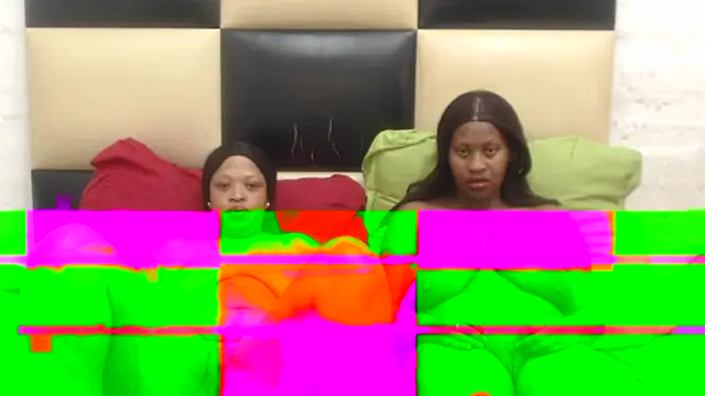 Snapshot of SWEET_MELONSxxx chatting on April 2026 10:04:02 AM SWEET MELONSxxx online show from April 2026 10:04:02 AM