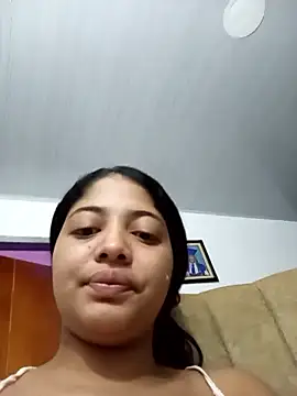 Snapshot of Zaira_xxx chatting on January 2026 04:17:01 AM Zaira xxx online show from January 2026 04:17:01 AM