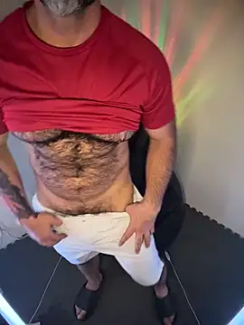 wolfbucker online show from March 2026 05:47:02 AM