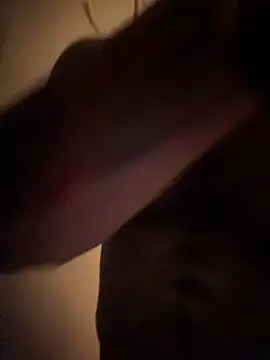 wolfbucker online show from April 2026 05:34:01 AM