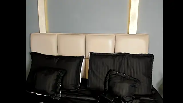 ChloeVixen online show from January 2026 07:05:02 PM