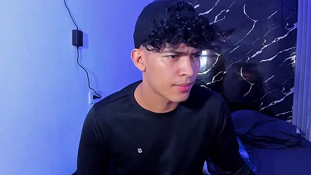 jamescurly00 online show from February 2026 05:11:02 AM