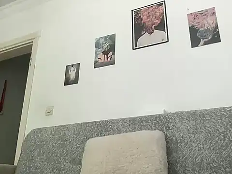 comings33 online show from June 2026 12:58:01 PM