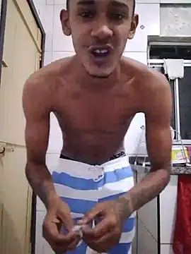 Snapshot of Magrinhodelicia011 chatting on June 2026 09:46:01 PM Magrinhodelicia011 online show from June 2026 09:46:01 PM