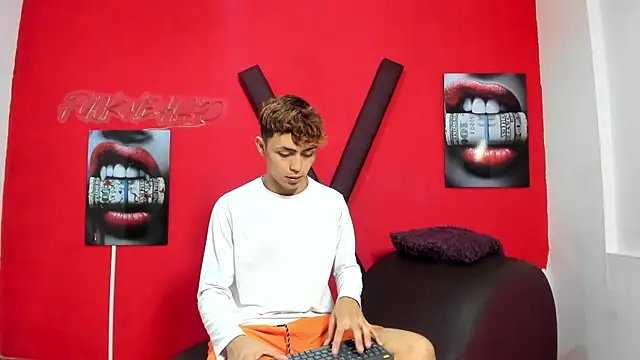 AVENGER BOYS2026 online show from April 2026 07:19:01 PM