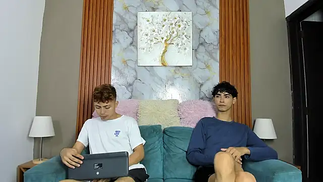 Snapshot of AVENGER_BOYS2026 chatting on April 2026 07:15:01 PM AVENGER BOYS2026 online show from April 2026 07:15:01 PM